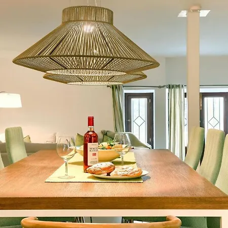 Casa Hill Semesterbostad