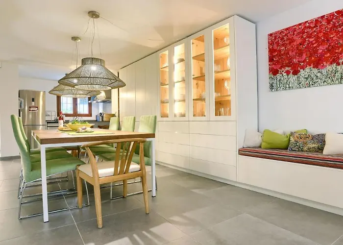 Semesterbostad Casa Hill